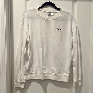 H&M White Crewneck Sweatshirt with Ribbed‎ Details